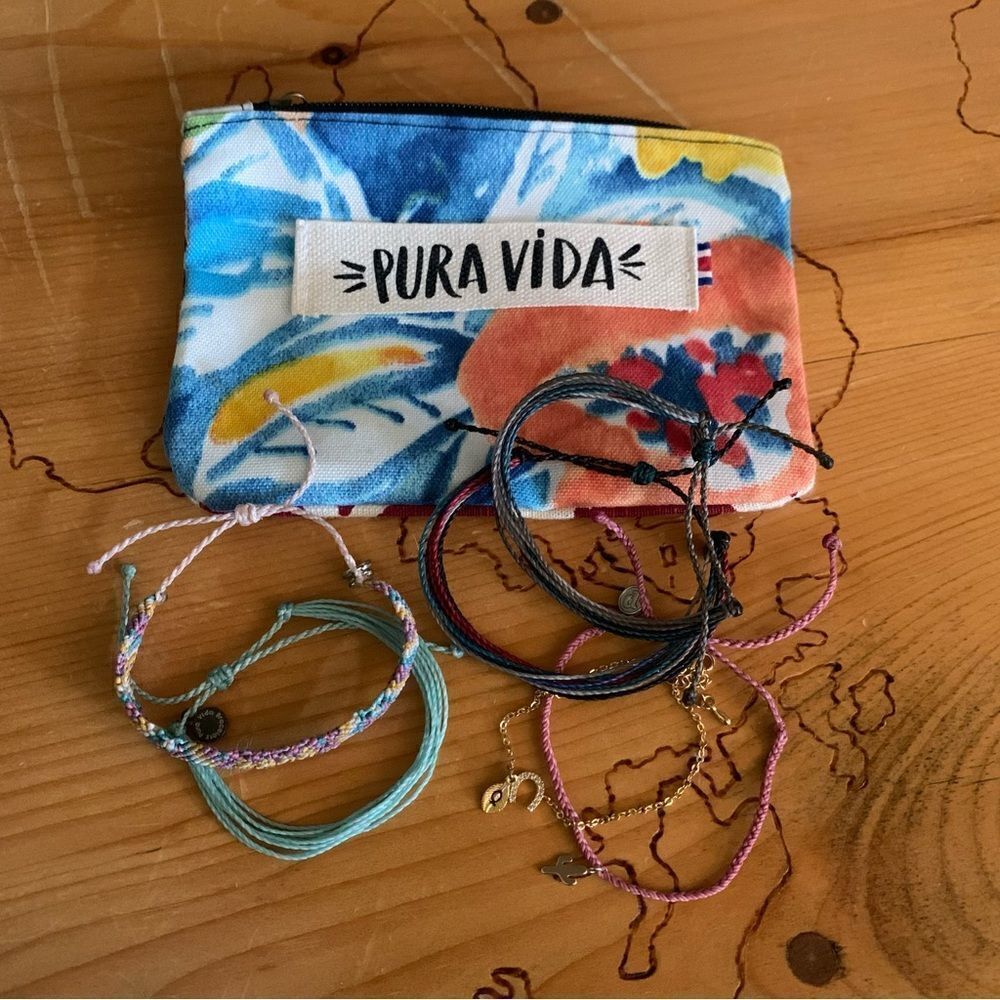 New Pura Vida Bracelet Set and Bag